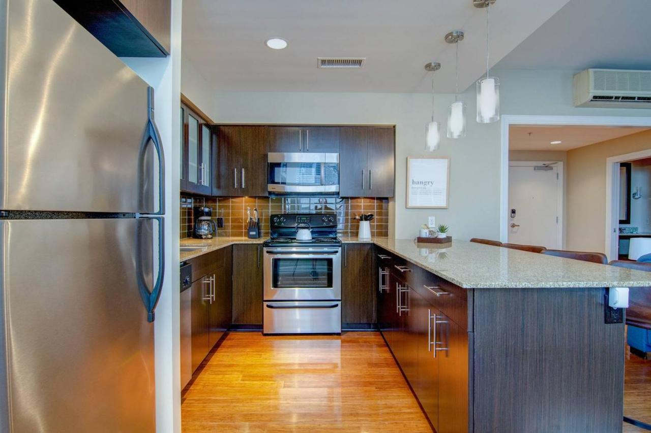 Abode Memphis - Downtown Madison Ave Apartment Bagian luar foto