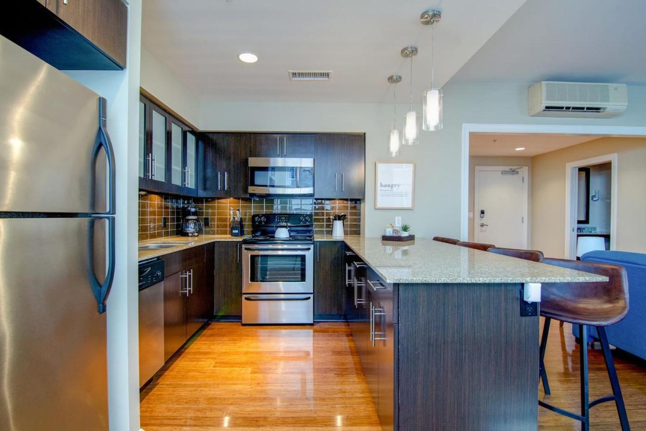 Abode Memphis - Downtown Madison Ave Apartment Bagian luar foto