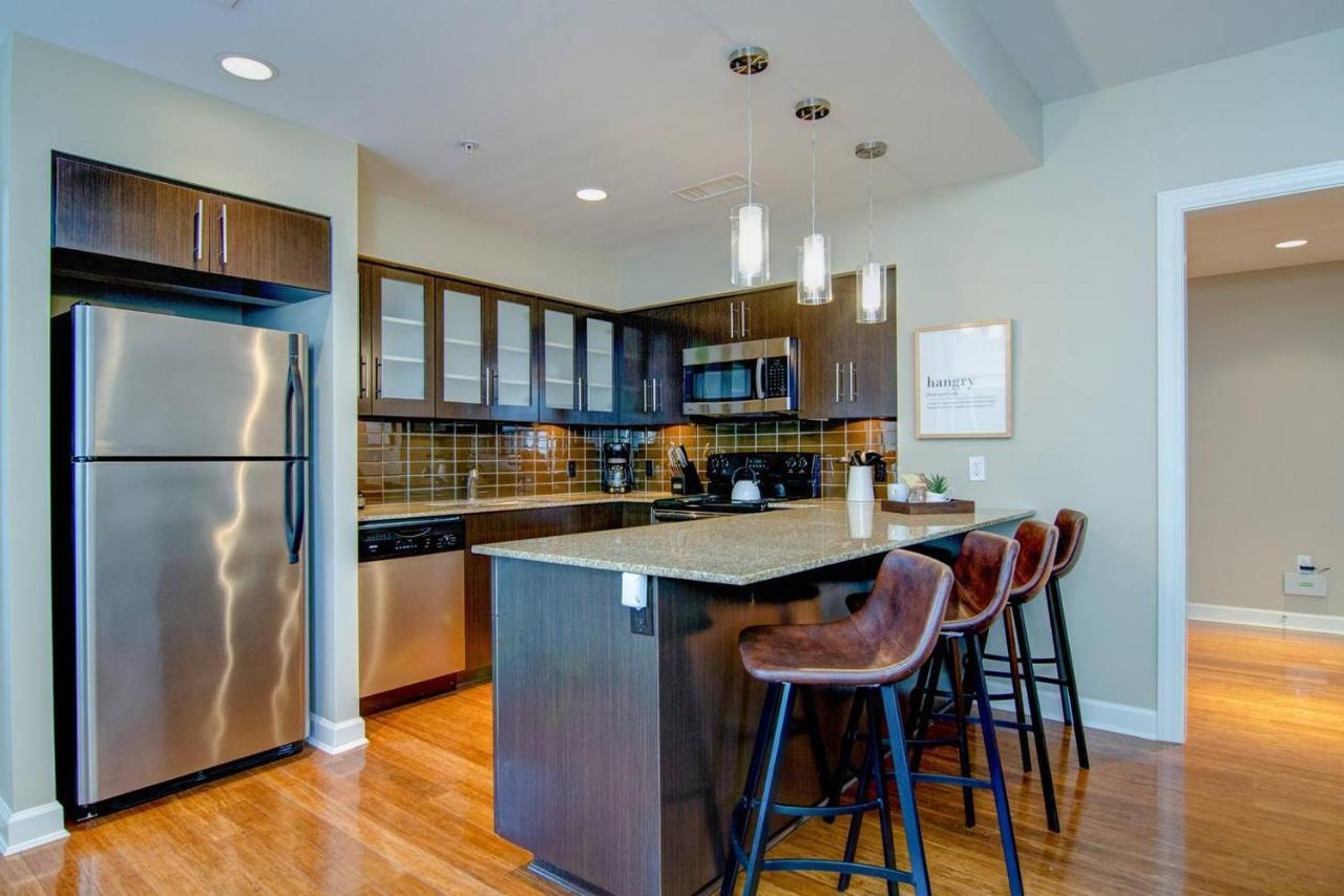 Abode Memphis - Downtown Madison Ave Apartment Bagian luar foto
