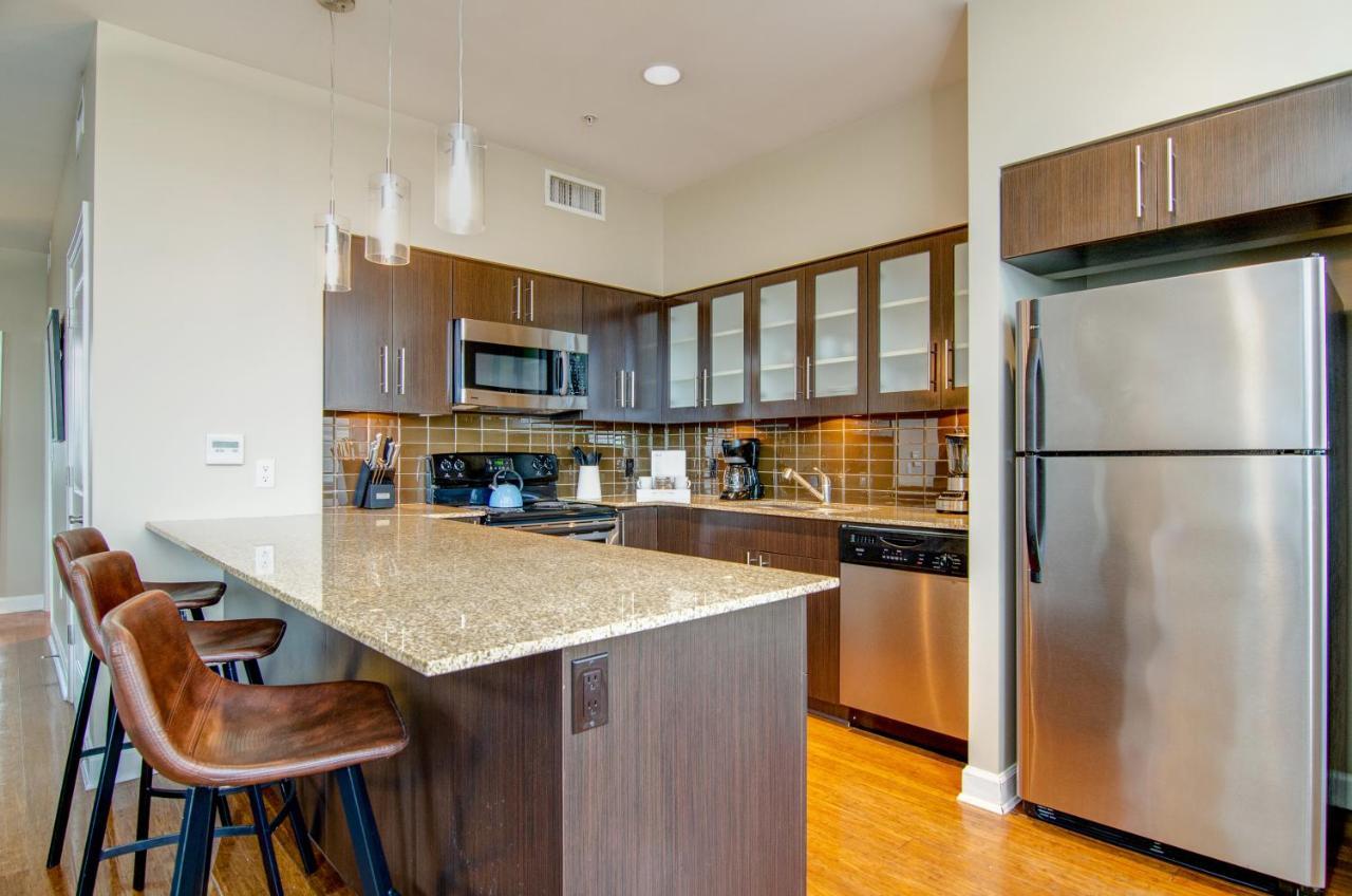 Abode Memphis - Downtown Madison Ave Apartment Bagian luar foto