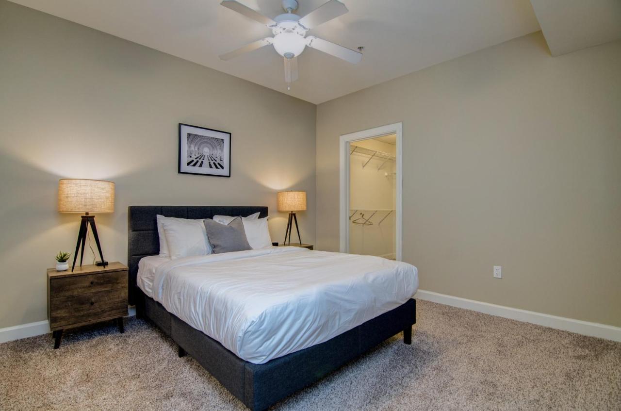 Abode Memphis - Downtown Madison Ave Apartment Bagian luar foto