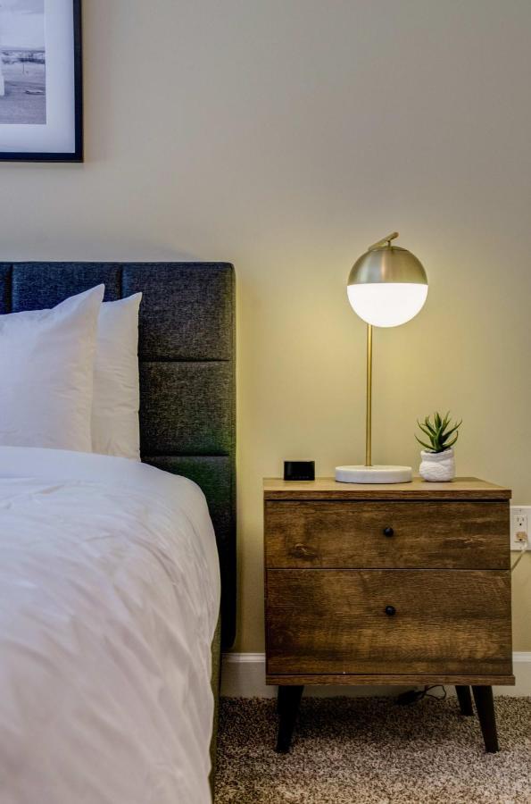 Abode Memphis - Downtown Madison Ave Apartment Bagian luar foto